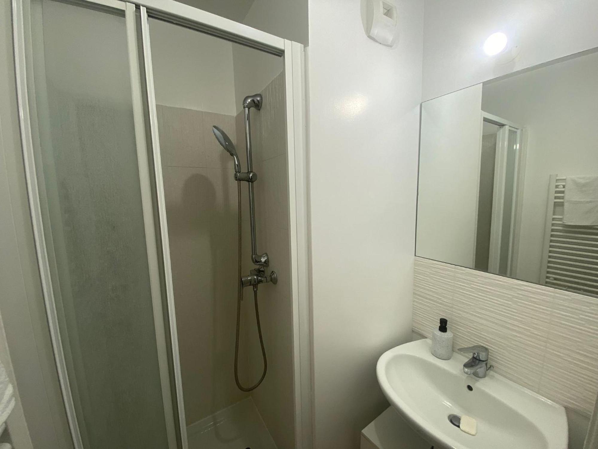 Appartement 80M2, Terrasse Sud, Metro 7 Direction Louvre A 8Minutes, Parking Sous-Sol, Proche Paris-Bercy Ivry-sur-Seine Esterno foto