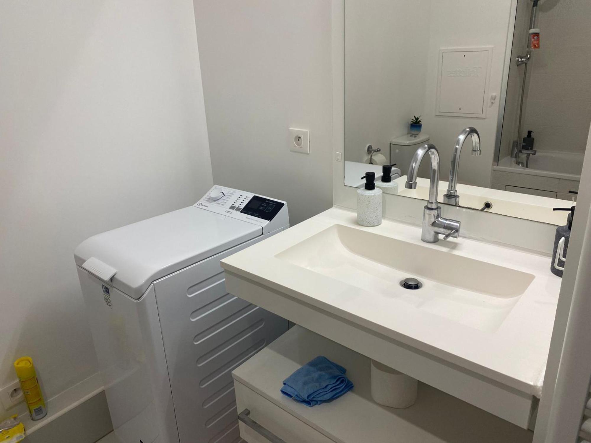 Appartement 80M2, Terrasse Sud, Metro 7 Direction Louvre A 8Minutes, Parking Sous-Sol, Proche Paris-Bercy Ivry-sur-Seine Esterno foto